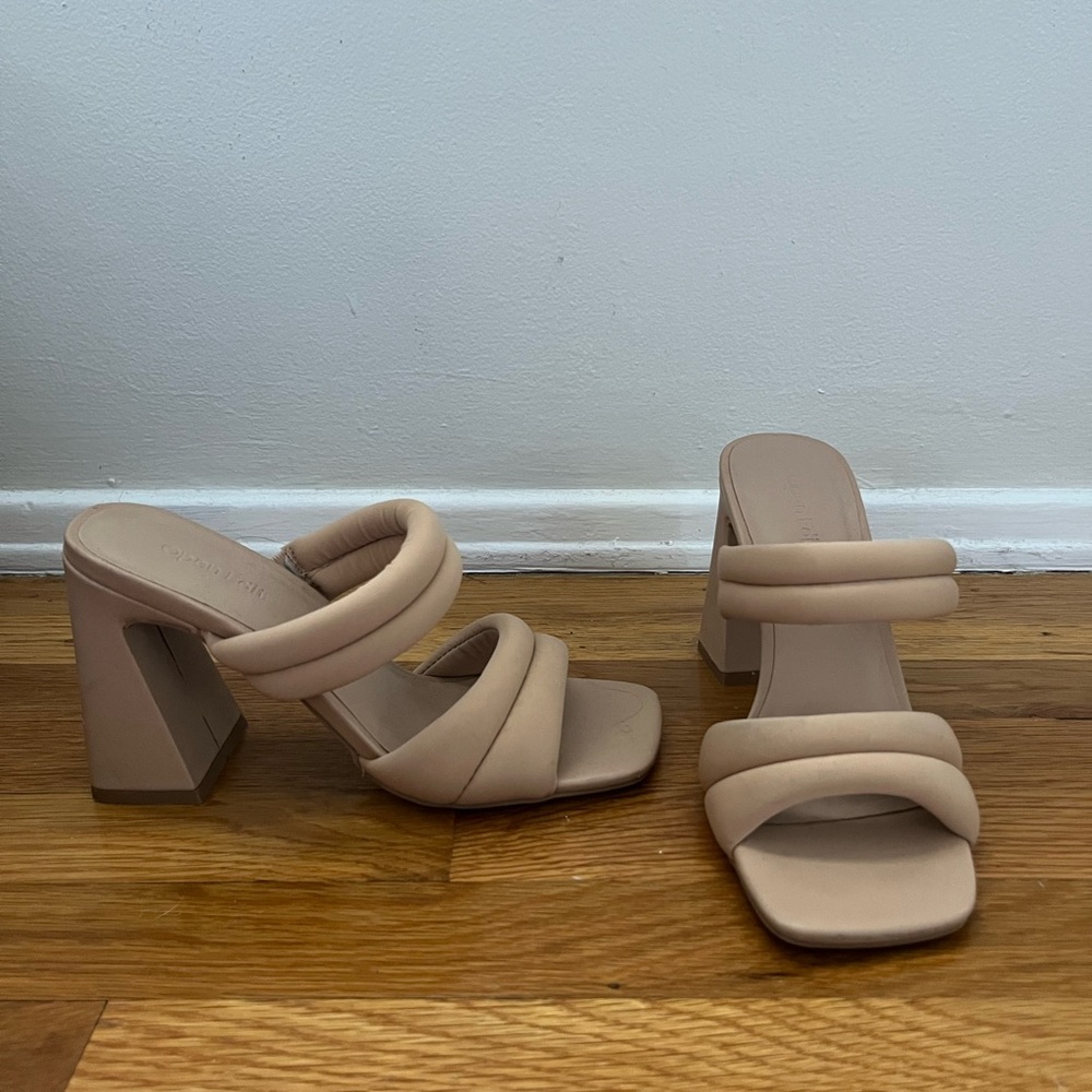 Chic Beige Block Heel Sandals